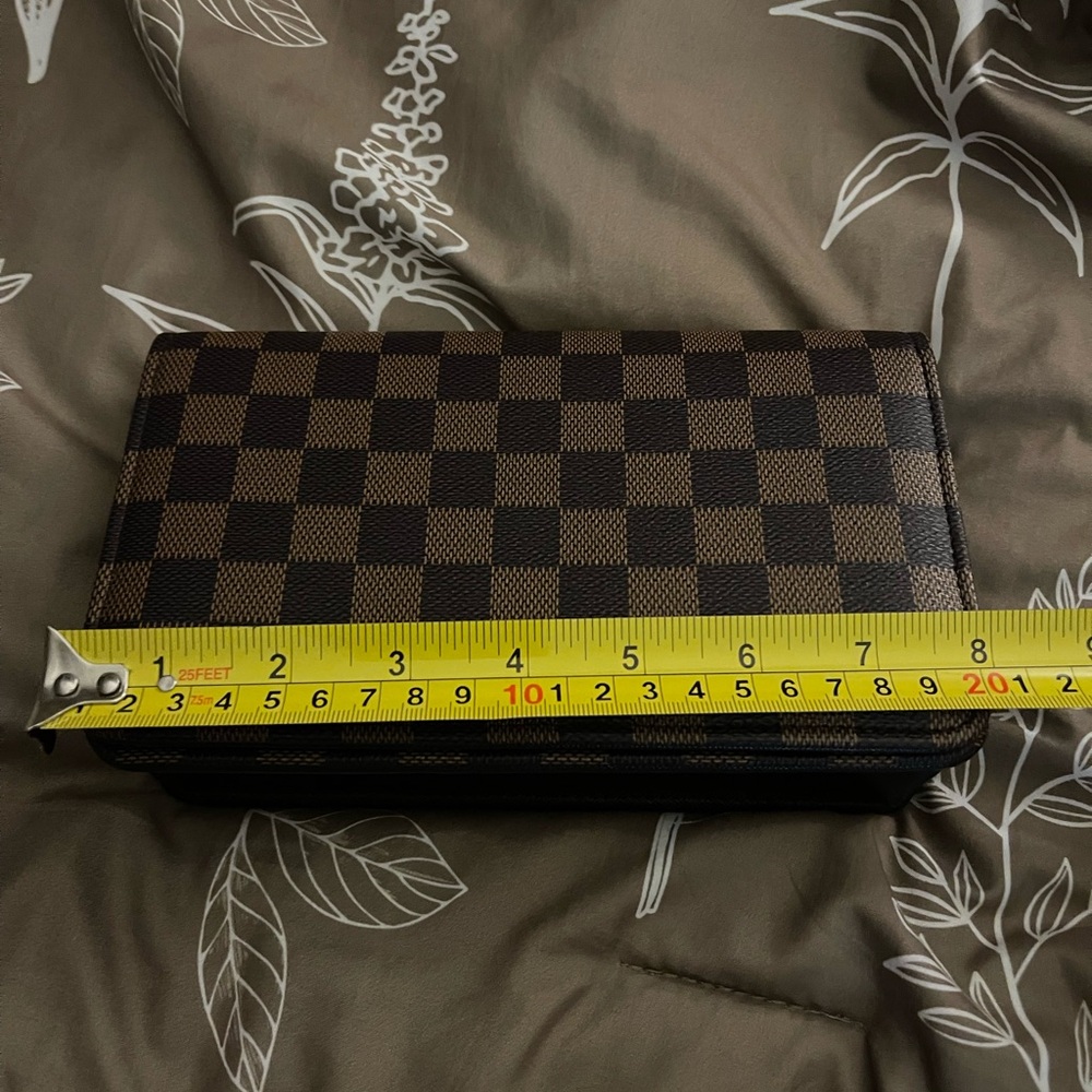 Checkered Brown Chain Crossbody Bag - Picture 3 of 4